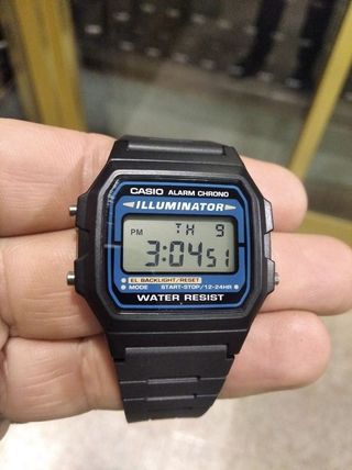 CASIO F-105W ILLUMINATOR/ oferta flash