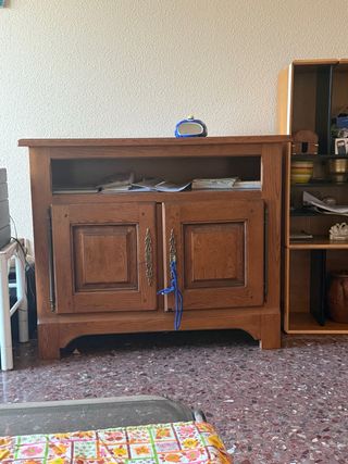 Mueble de salón de madera