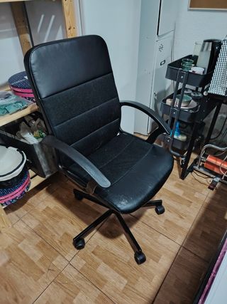 Silla de escritorio negra