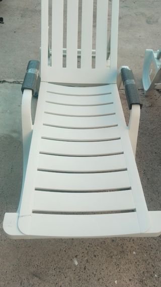 2 Hamacas de plástico blancas