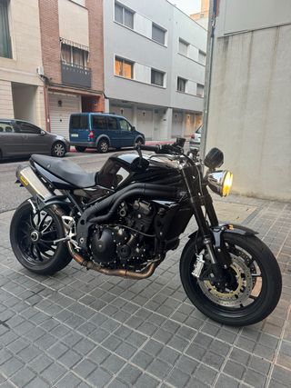 ¡IMPECABLE! Triumph Speed Triple 1050 