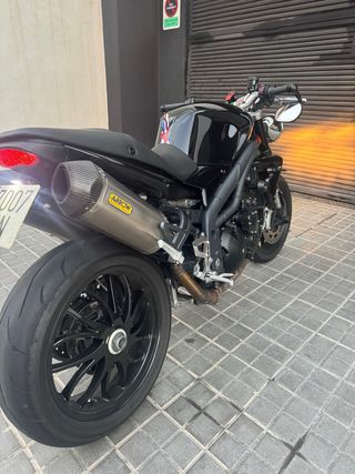 ¡IMPECABLE! Triumph Speed Triple 1050 