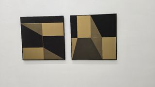 Cuadro moderno negro y dorado