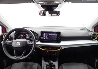 Coche, SEAT ARONA, Rojo 2022