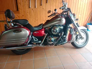 Moto Custom Kawasaki vn 1600 clasic tourer nomad