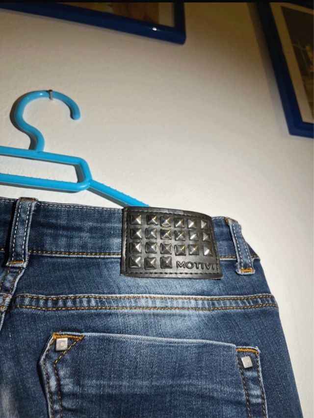 Jeans Motivi strappati blu