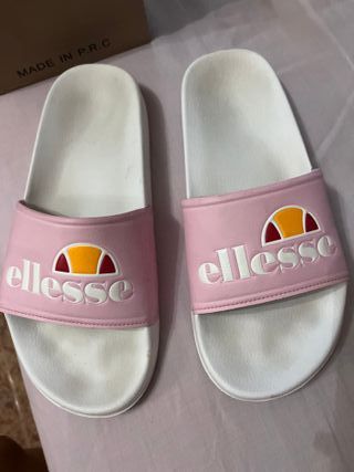 Chanclas Ellesse rosas