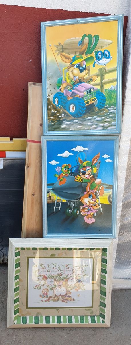 Lote de 3 cuadros y un espejo decorativos