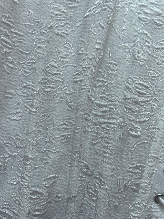 Bustino con allacciature