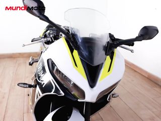 TRIUMPH DAYTONA 660