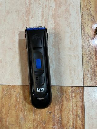 Maquinilla Cortapelo TM Electron TMHC106B