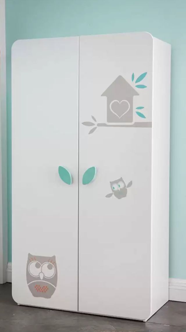 Armario infantil con diseño de búhos