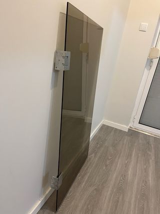 Resguardo de banheira em vidro