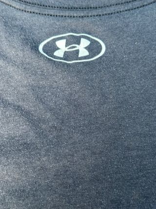 Camiseta Under Armour Talla M Gris