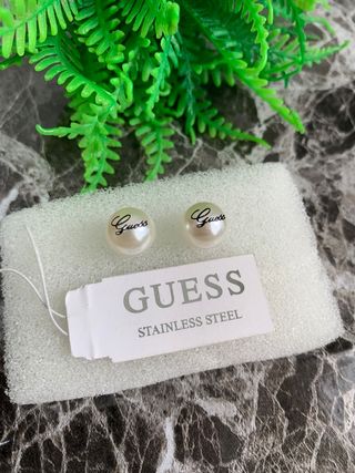 Pendientes Guess Estilo Perla