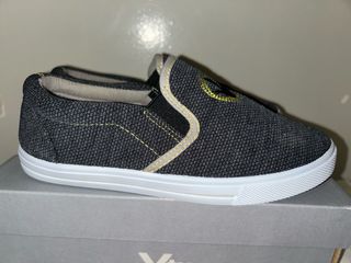 Zapatos de niño grises TALLA 34 nuevos.