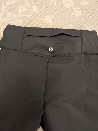 Mallas deportivas push up grises y blancas