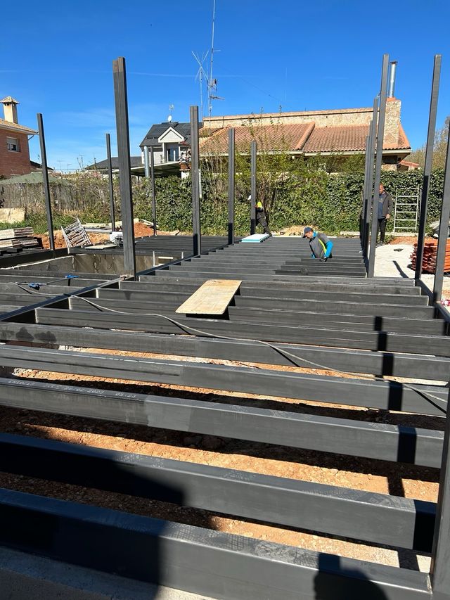 Case in metallo e legno