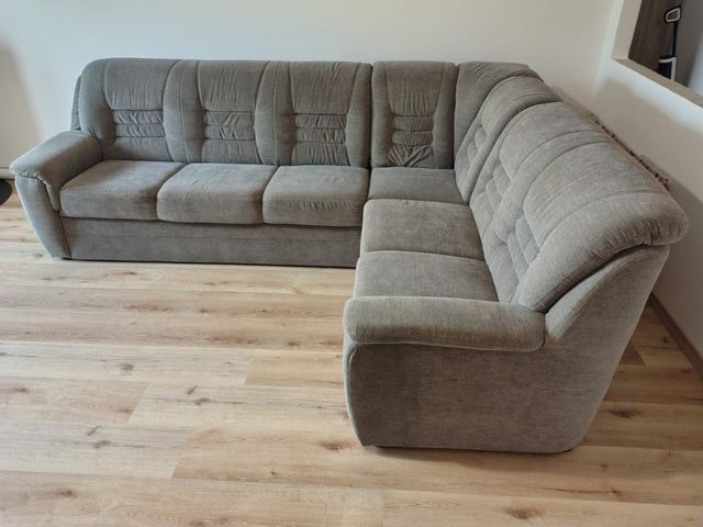 Divano letto grigio con contenitore