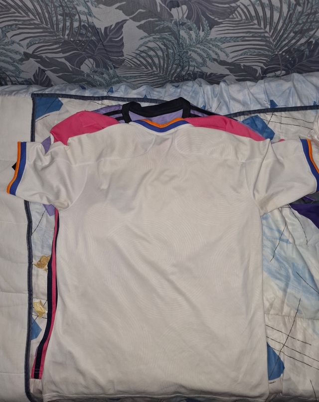 Camisetas Real Madrid
7€ cada una