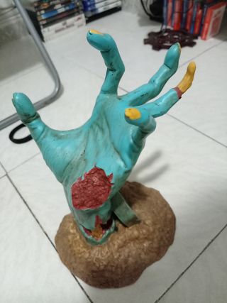 Mano Zombi Soporte Mando PS/Xbox + morata gilipoll