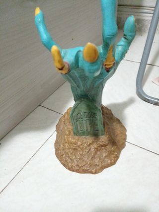 Mano Zombi Soporte Mando PS/Xbox + morata gilipoll