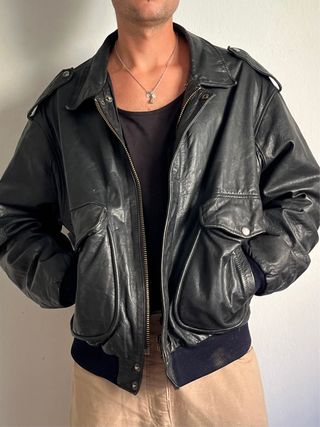 Bomber de Piel Vintage Negra