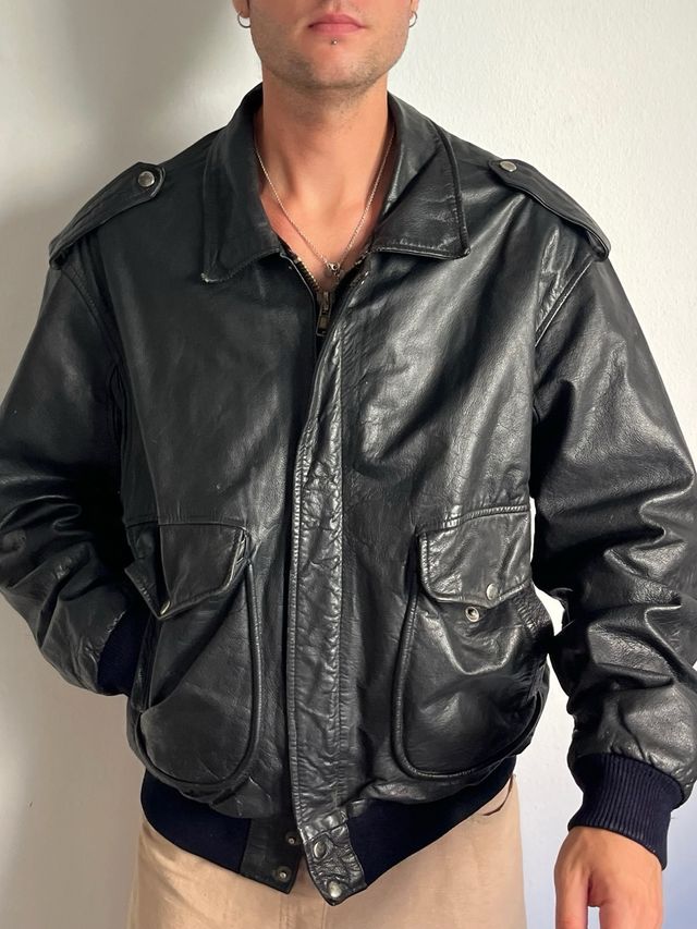Bomber de Piel Vintage Negra