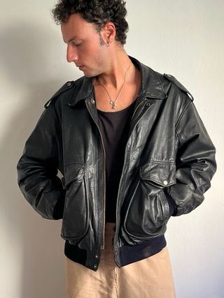 Bomber de Piel Vintage Negra