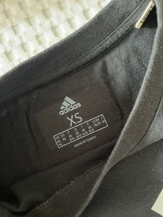 Camiseta Adidas Negra