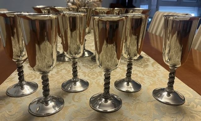 Juego de 30 copas de alpaca bañadas en plata