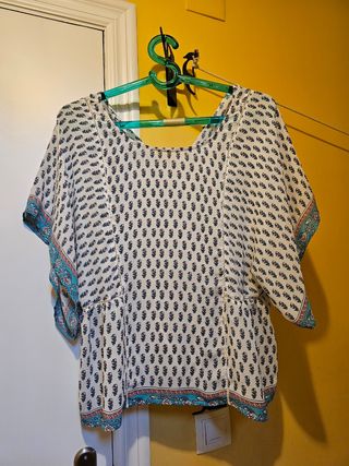 Blusa estampada multicolor