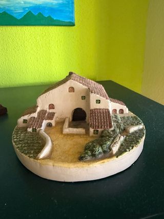 Réplica arcilla caserío tradicional