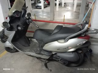 Kymco Grand Dink 125
