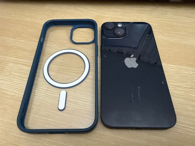 iPhone 14 Negro/Azul Marino