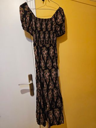 Vestido estampado floral negro y multicolor