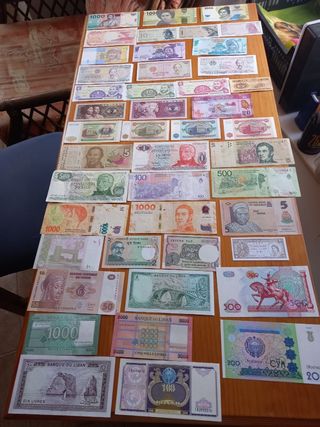 Billetes de todo el Mundo