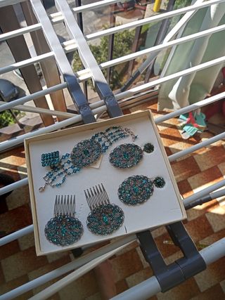 Conjunto Joyas Plateadas y Turquesa