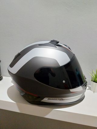 Casco Scorpion EXO LeMans