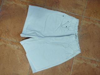Bermudas vaqueras Pull and Bear niña blancas