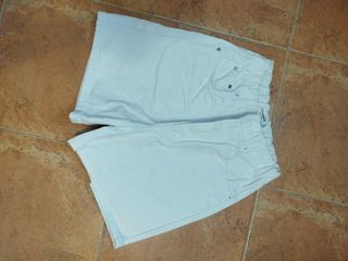 Bermudas vaqueras Pull and Bear niña blancas
