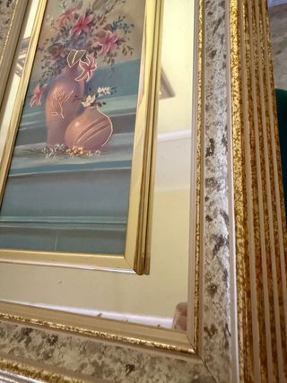 Cuadros decorativos  con marco dorado y espejo