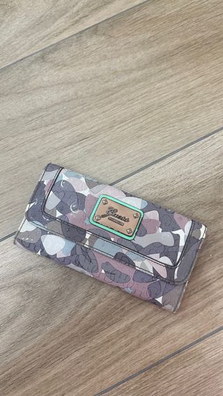 Pack Bolso + Cartera Guess Camuflaje