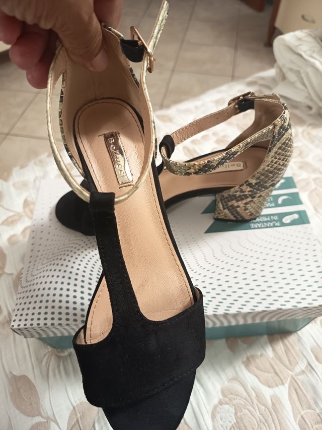 Sandali Bellucci neri