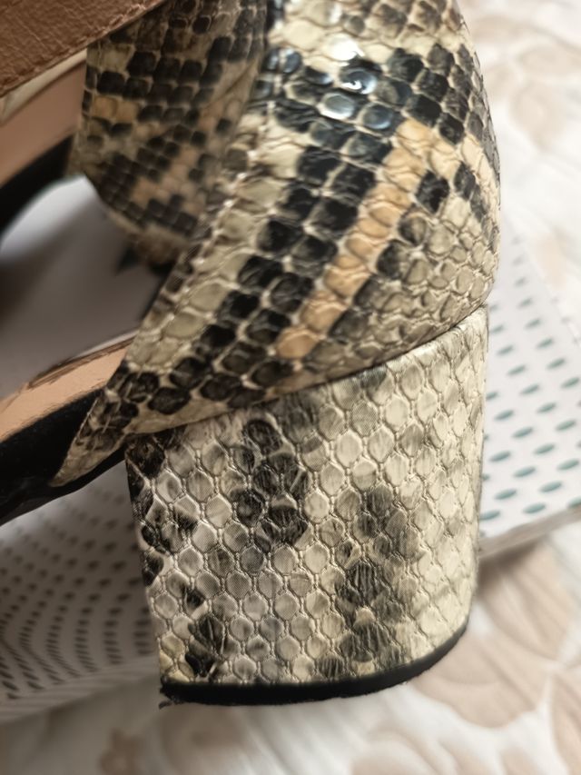 Sandali Bellucci neri