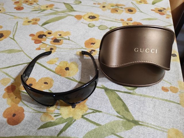 Occhiali da sole Gucci neri