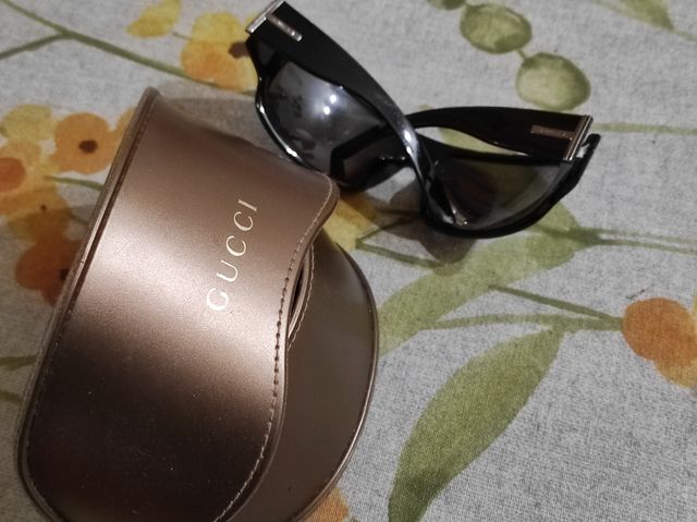 Occhiali da sole Gucci neri