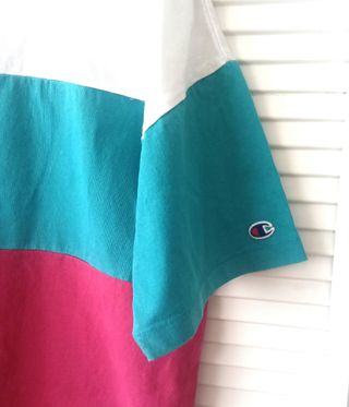 Camiseta Champion Vintage Tricolor