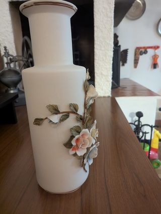 Vaso decorato fiori porcellana
