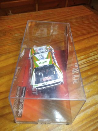 Scalextric Lancia Totip GT